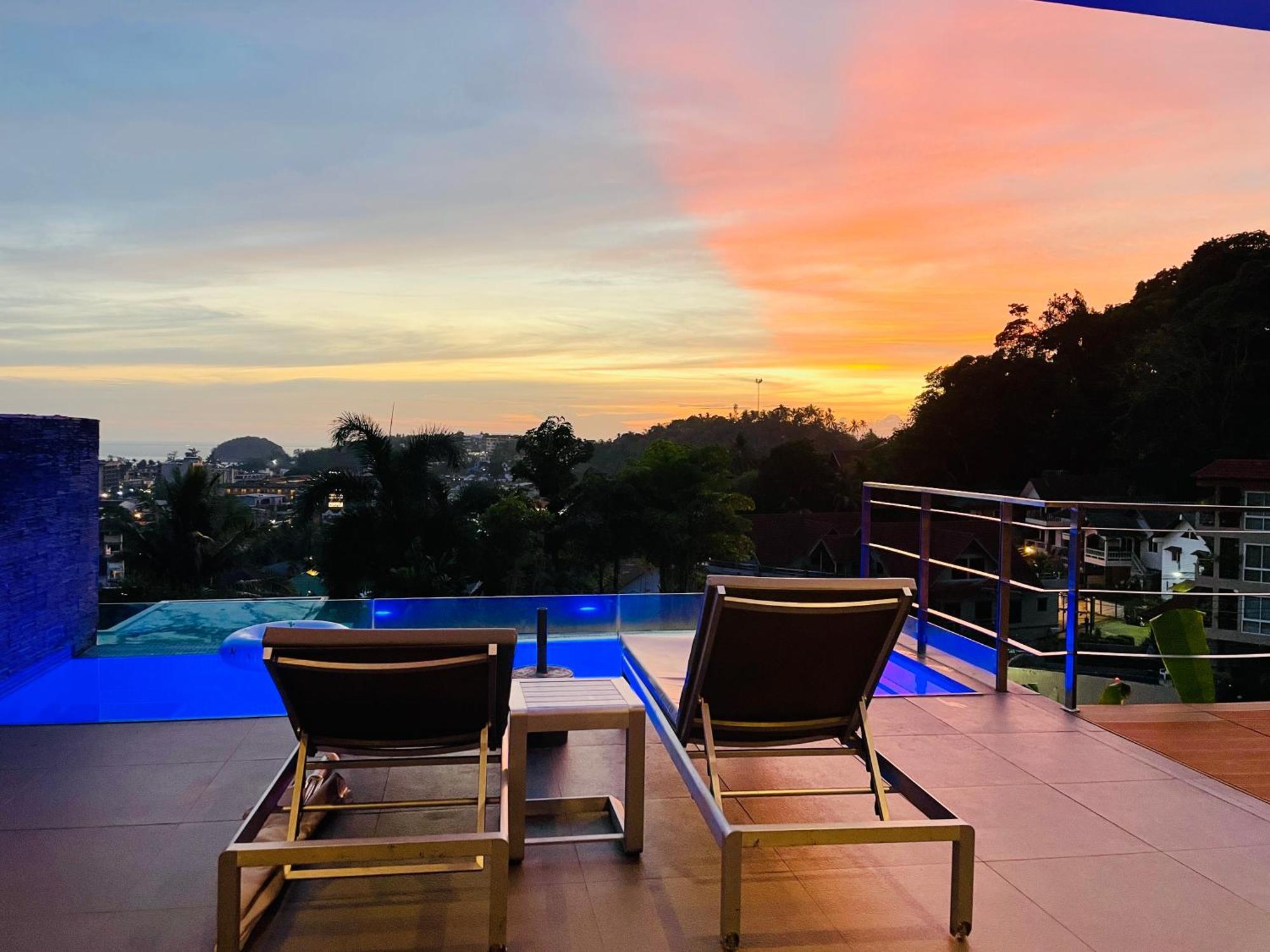 Baan Saint-Tropez Seaview Villas Kata Beach Exteriér fotografie